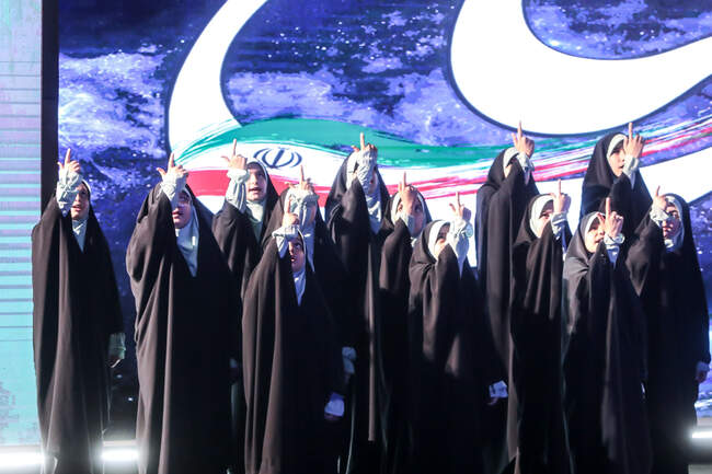 تصاویری از رونمایی موشک راهبردی هایپرسونیک فتاح