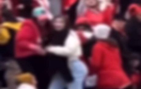 ۲ تماشاگر زن بازی پرسپولیس و تراکتور بازداشت شدند
