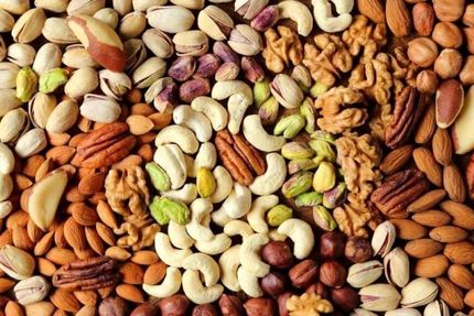 بازار خرید آجیل سوت و کور است