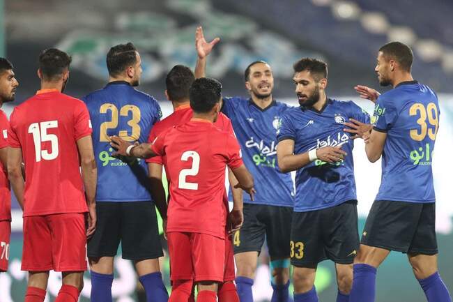 دیدار استقلال و فولاد از هفته دوازدهم لیگ برتر از دید دوربین