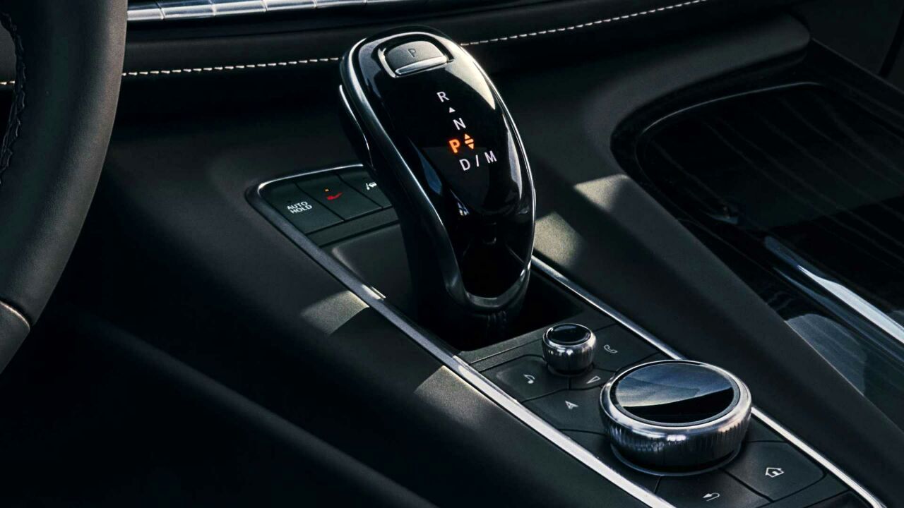  کادیلاک Escalade-V 