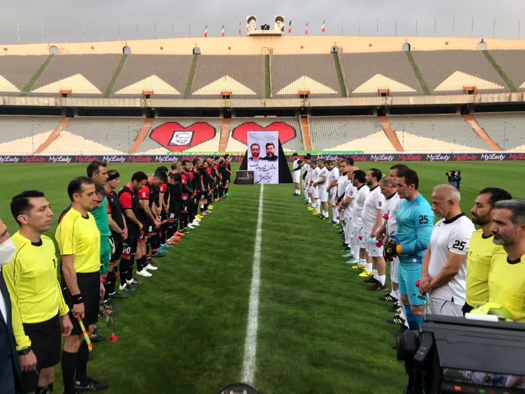 تصاویر دیدار دوستانه منتخب سرخابی و منتخب ۹۸ به یاد انصاریان و میناوند