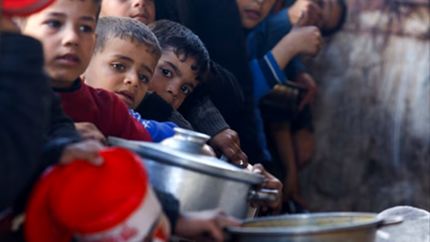 ذخایر غذایی در غزه به اتمام رسید