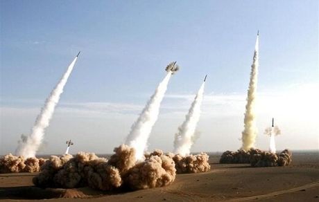 حمله موشکی ایران به سرزمین‌های اشغالی / ۲۵ موشک شلیک شد
