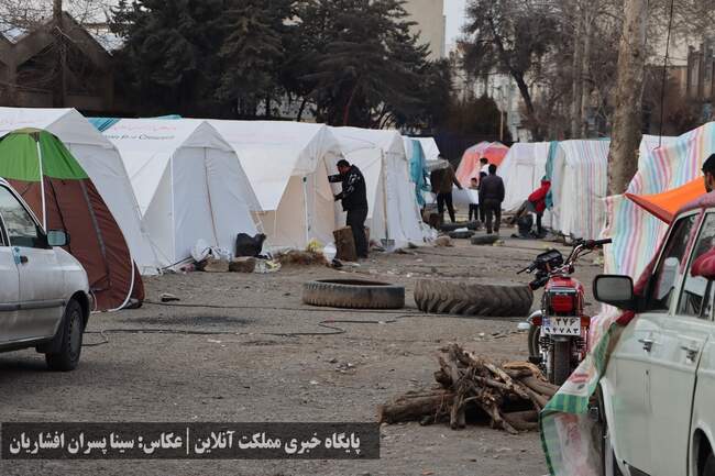 ادامه روزهای اسکان زلزله‌زدگان خوی در چادر