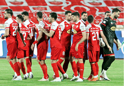 پرسپولیس یک وام ۶۱ میلیاردی گرفته است