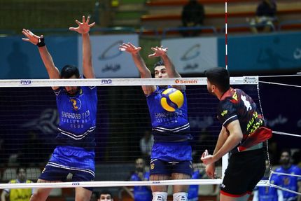 شهداب یزد به نیمه نهایی لیگ برتر والیبال صعود کرد