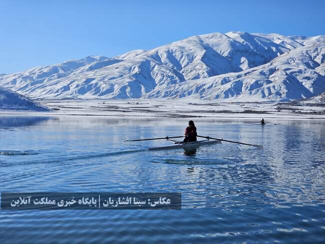 تلاش گرم پاروزنان تیم ملی روئینگ بانوان در سرمای ارومیه + تصاویر