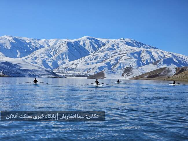 تلاش گرم پاروزنان تیم ملی روئینگ بانوان در سرمای ارومیه + تصاویر