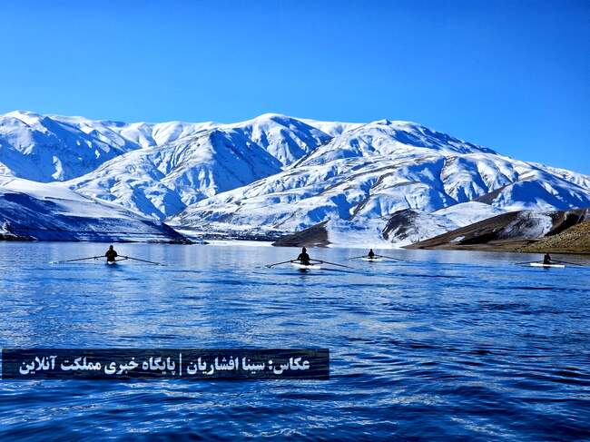 تلاش گرم پاروزنان تیم ملی روئینگ بانوان در سرمای ارومیه + تصاویر