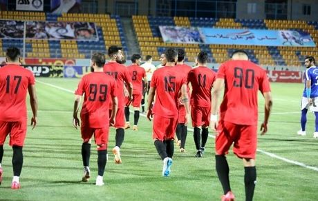 
سرمربی شهرخودرو استعفا کرد
