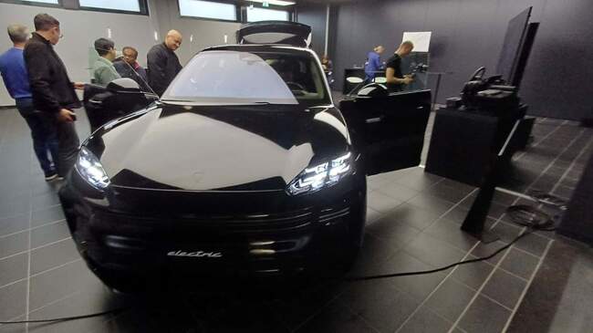 انتشار نخستین تصاویر از کابین نسل جدید پورشه کاین
