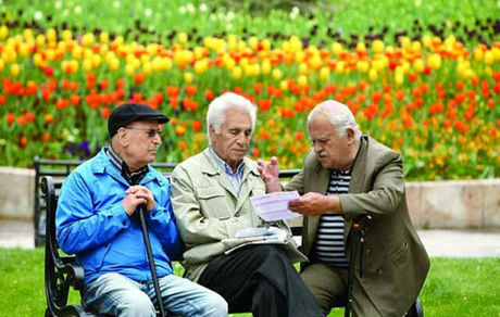 
واریز عیدی مستمری‌بگیران بدون کسر مالیات و حق بیمه‌
