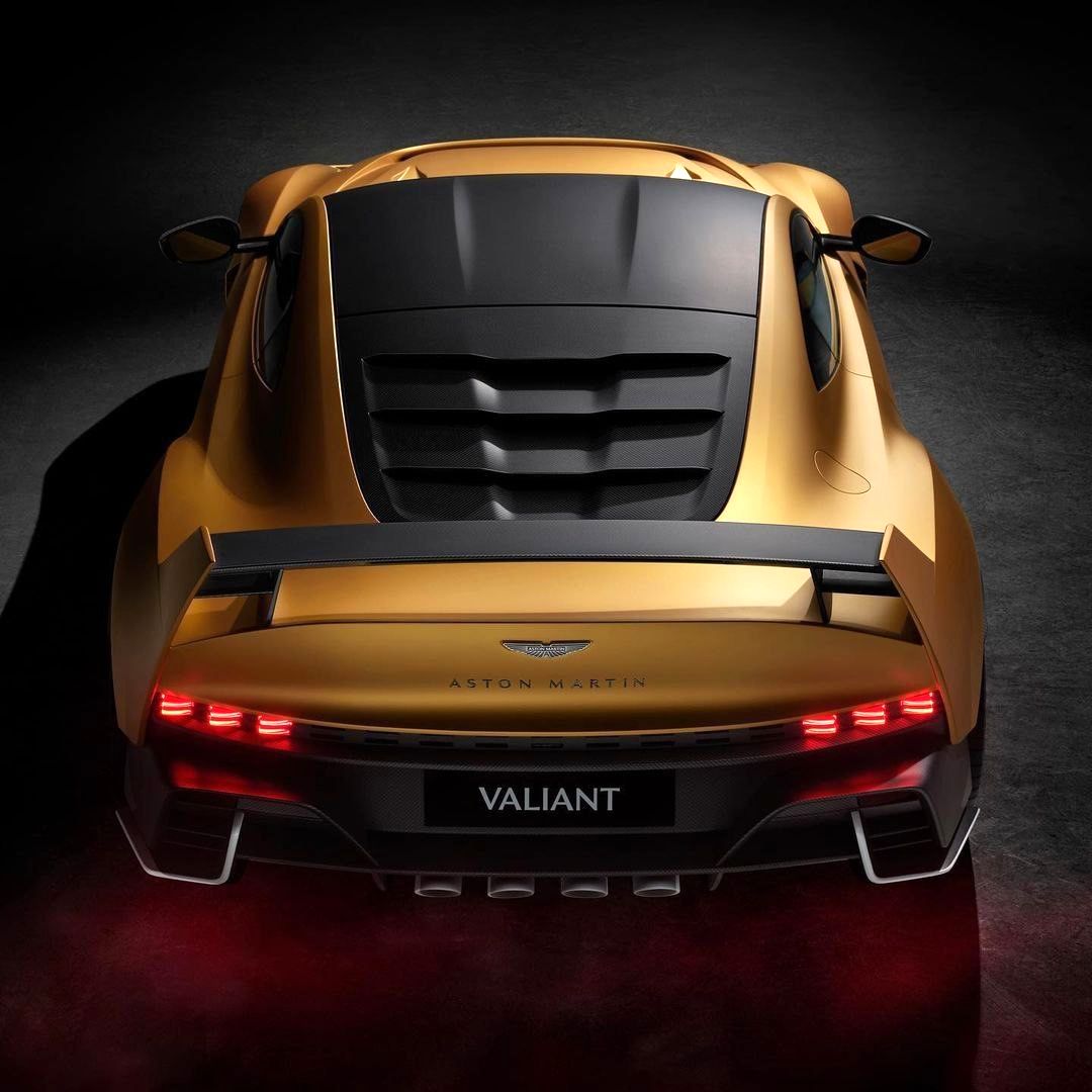 آستون مارتین Valiant 