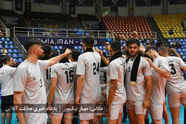 آغاز تمرینات تیم والیبال شهرداری ارومیه برای فصل لیگ برتر ۱۴۰۳
