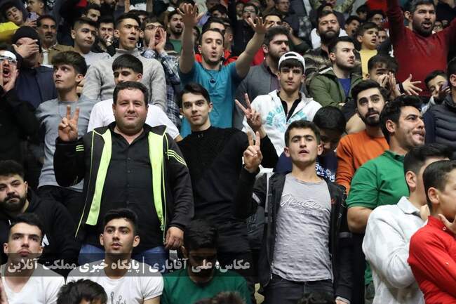 پایان نیم فصل نخست لیگ برتر والیبال با شکست صدرنشین | تصاویر