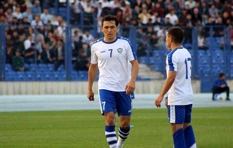 بازیکن تیم ملی فوتبال ازبکستان در یک قدمی پرسپولیس