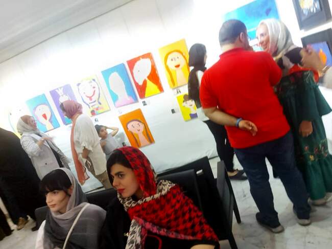 فردا آخرین روز نمایشگاه گروهی نقاشی پرواز با رنگها