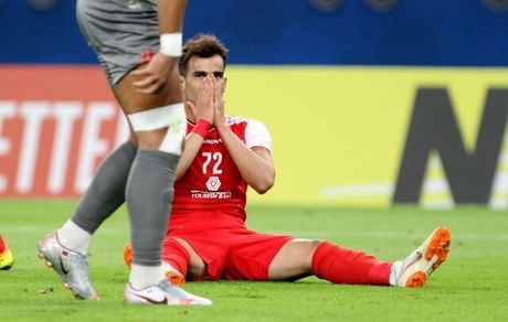 شکست پرسپولیس برابر الدحیل با یک پنالتی مشکوک
