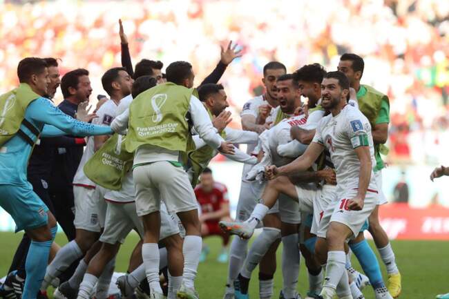 جام جهانی: بازی ایران و ولز از دید لنز دوربین‌ها