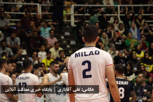 جام ۲۲: دیدار تیم‌های والیبال ایران و هنگ‌کنگ در سالن پر از تماشاگر �