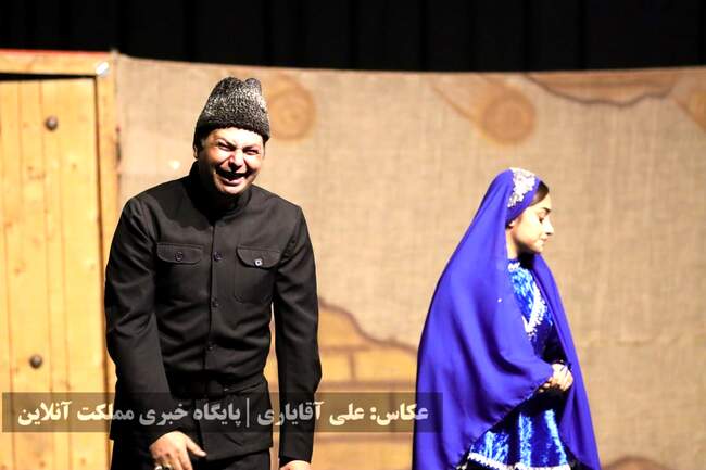 نمایش طنز ترکی «قره پاپاق لوطوسو»