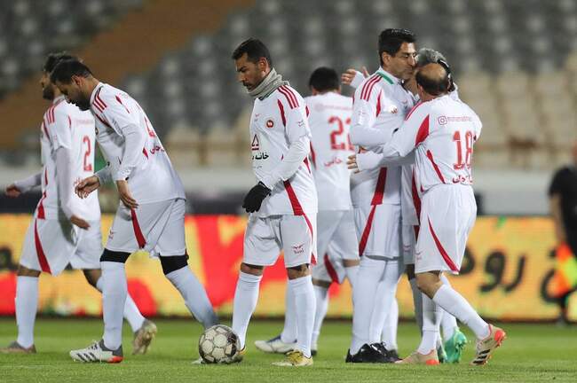 اولین بازی در ورزشگاه آزادی نونوار شده با دیدار دوستانه منتخب ۹۸ و سر