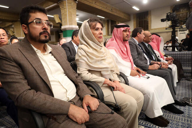 مراسم تنفیذ حکم مسعود پزشکیان به عنوان رئیس جمهور توسط رهبر معظم انق�