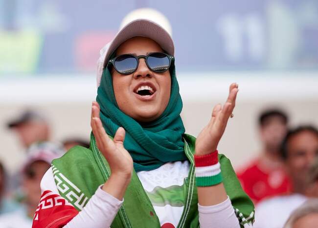 جام جهانی: بازی ایران و ولز از دید لنز دوربین‌ها