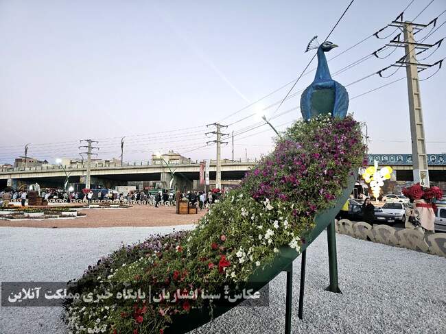دوازدهمین جشنواره گل‌های ارومیه آغاز شد + تصاویر