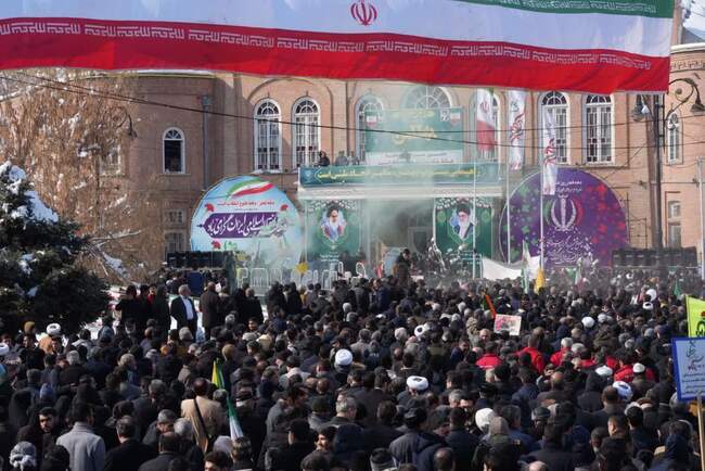 تصاویری از راهپیمایی باشکوه ۲۲ بهمن در سراسر کشور