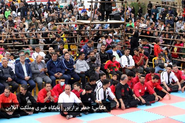 همایش پیاده‌روی خانوادگی و دوچرخه سواری در میاندوآب برگزار شد