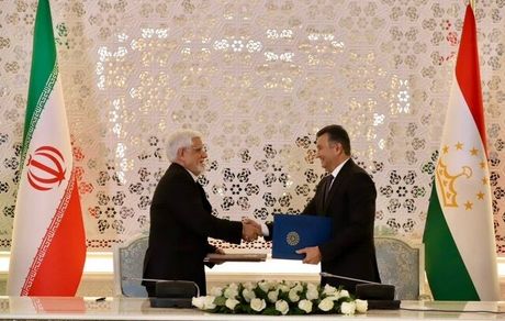 تبادل ۴ سند و یادداشت تفاهم همکاری مشترک بین مقام‌های عالی‌رتبه ایران و تاجیکستان