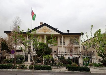 خبرگزاری صدای افغان: تحویل سفارت افغانستان در ایران به طالبان کذب است