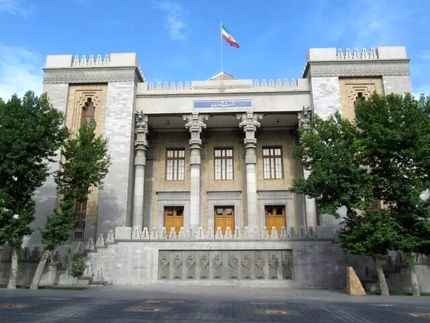ایران، سفیر انگلیس را فراخوند
