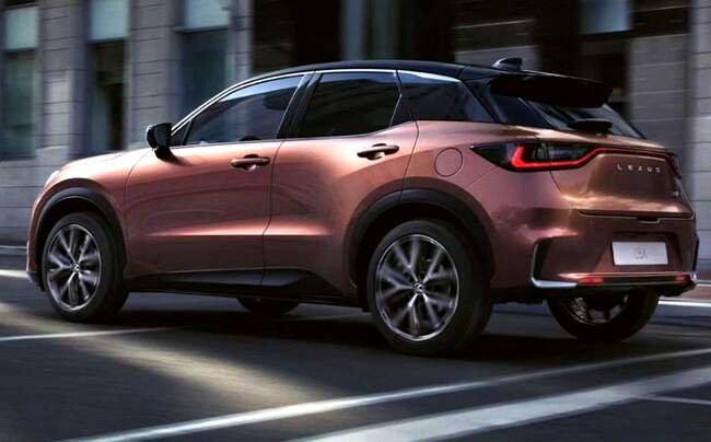 لکسوس LBX معرفی شد