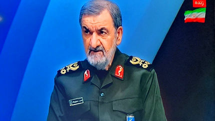 محسن رضایی: نباید دچار غفلت شویم / ضربات سنگینی به دشمن زدیم