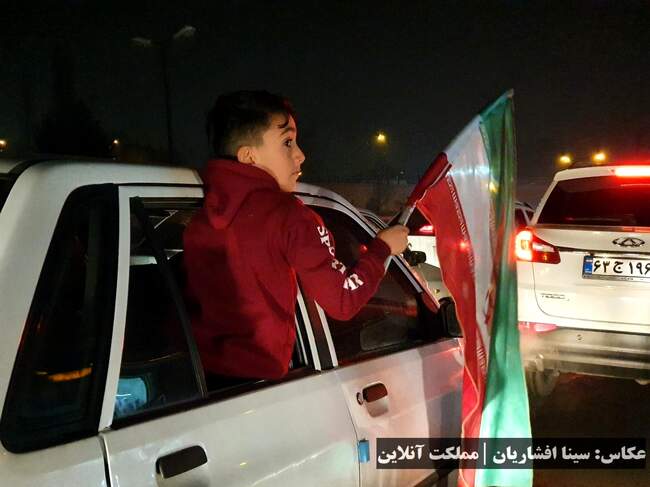 شادی هموطنان بعد از صعود زودهنگام تیم ملی ایران به جام جهانی ۲۰۲۲