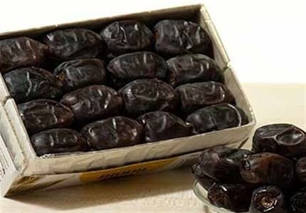 کمبودی بابت خرما در ماه رمضان نداریم