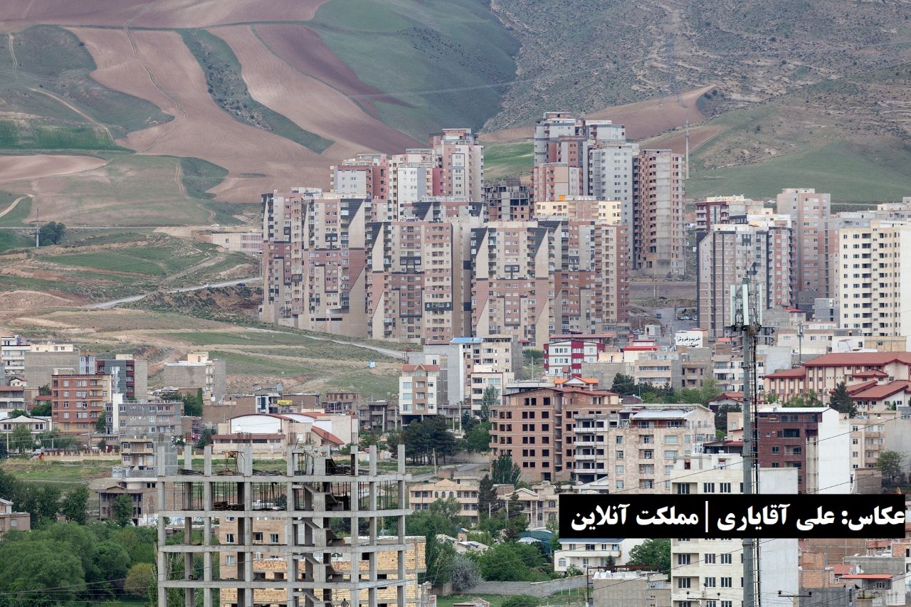 نیمه نخست زمستان ارومیه گذشت / برف و بافت تاریخی شهر در کنار بافت جدید