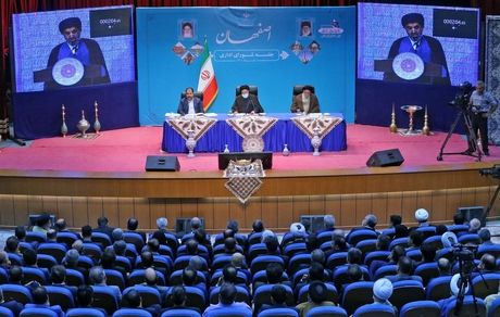یکی از مصیبت‌های ما در نظام اداری کار امروز را به فردا انداختن است