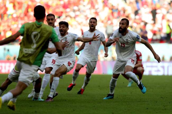 جام جهانی: بازی ایران و ولز از دید لنز دوربین‌ها