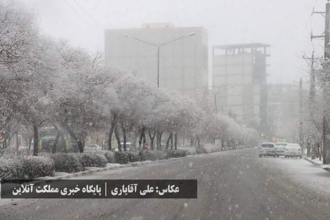 طراوت زمستانی ارومیه با اولین برف سال / تصاویر