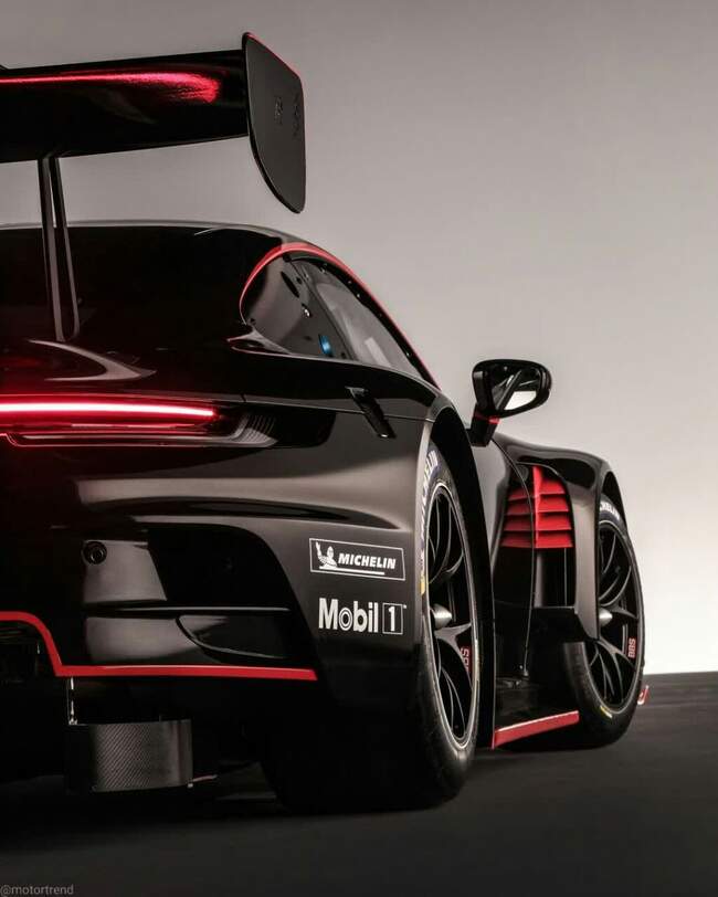 پورشه 911GT3 R معرفی شد