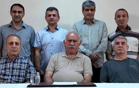 اوجالان، پایان مرحله مبارزه مسلحانه با دولت ترکیه را اعلام کرد + ویدئو