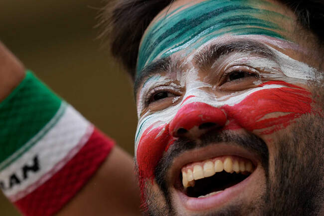 جام جهانی: بازی ایران و ولز از دید لنز دوربین‌ها