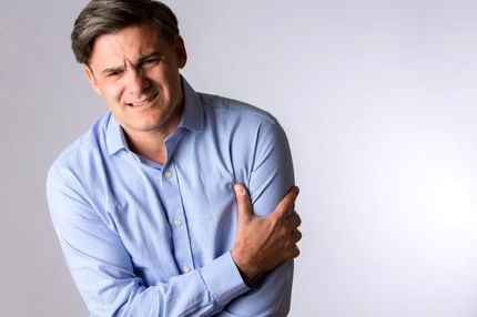 از علائم مهم حمله قلبی آگاه باشید
