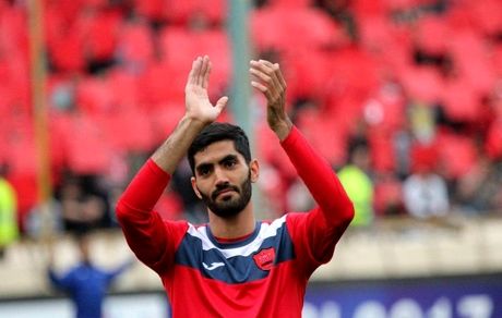 خیال پرسپولیسی‌ها راحت شد / بازگشت مدافع محبوب یحیی گل‌محمدی