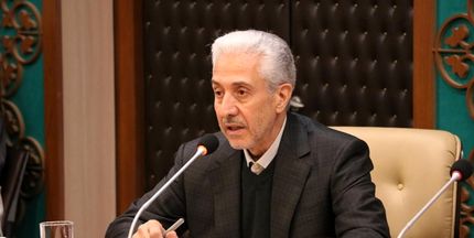 وزیر علوم کارت زرد گرفت