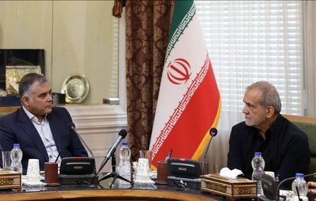 بازدید سرزده رئیس جمهور از وزارت نفت